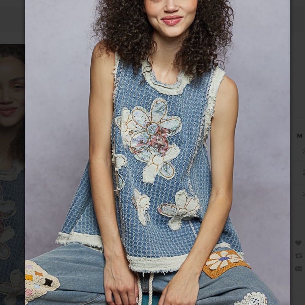 ❤️ POL “ Mary “ POL Denim Top with Double Gauze Flower Patch 44 - Picture 2 of 7